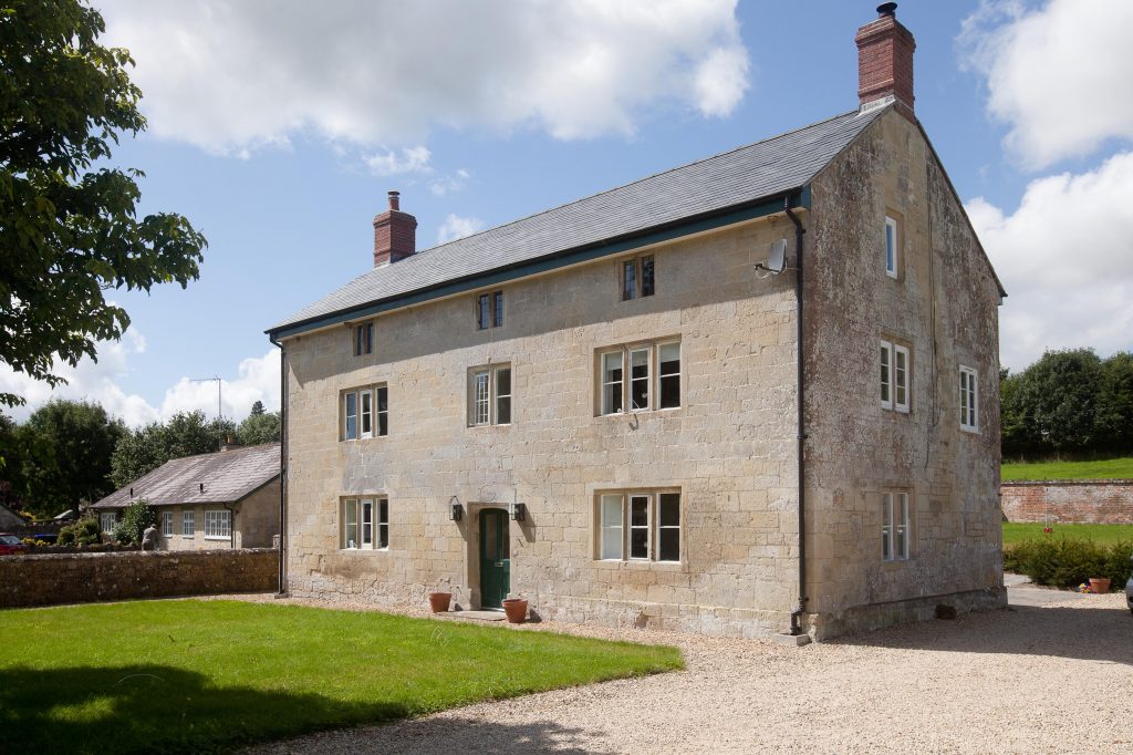 Properties to Let The Fronthill Estate